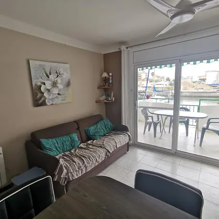 Avec Piscine Et Vue Canaux Appartement