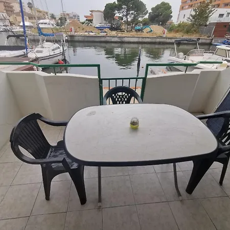 Apartment Avec Piscine Et Vue Canaux